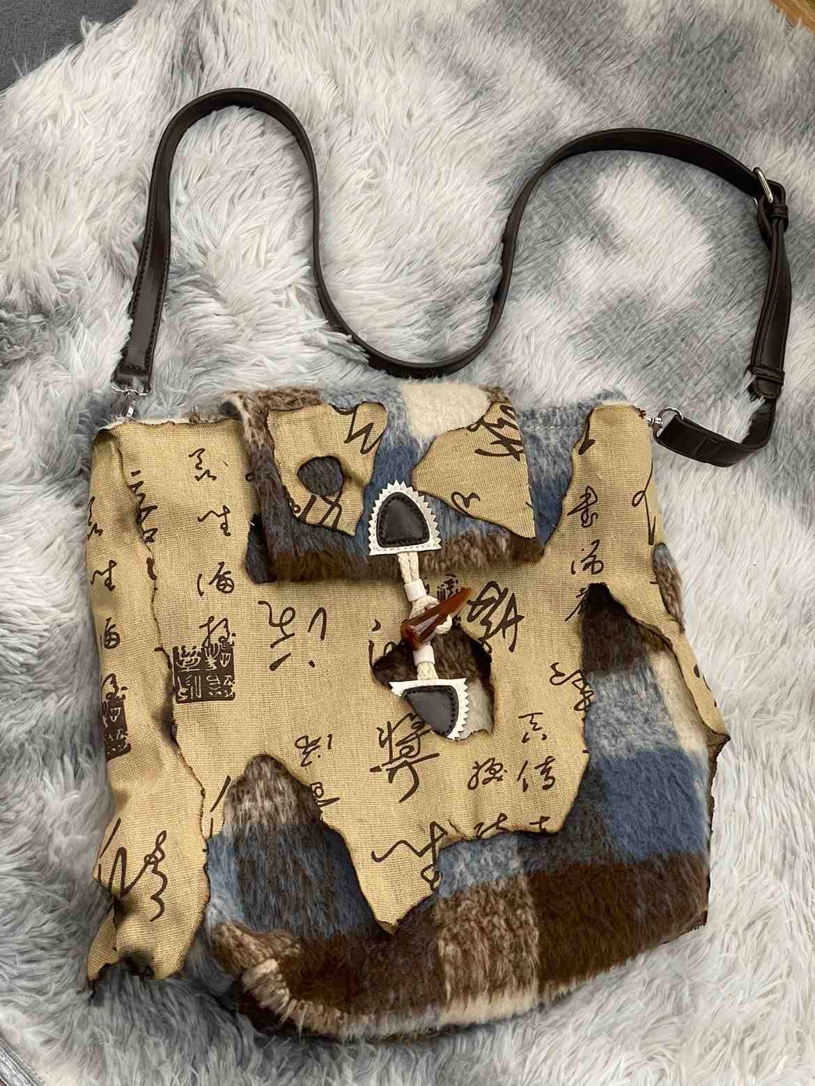 Retro Distressed Plush Plaid Stitching Horn Button Shoulder Messenger Bag - Image 7